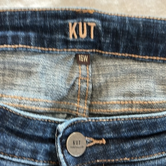 Kit from the Kloth 16W medium wash Jean - Picture 3 of 8